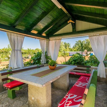 Rooms Valentino Vrh  Экстерьер фото