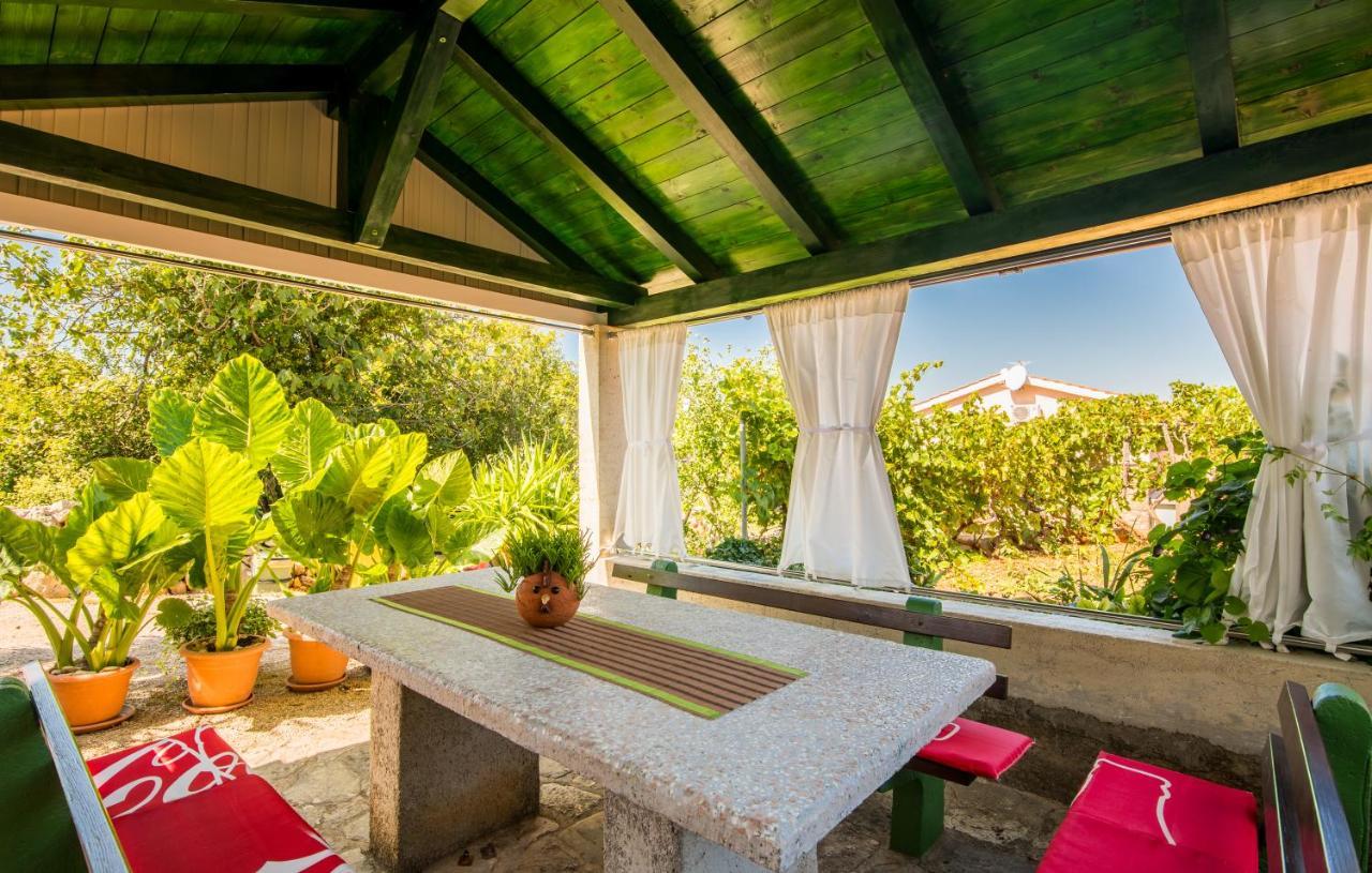 Rooms Valentino Vrh  Экстерьер фото