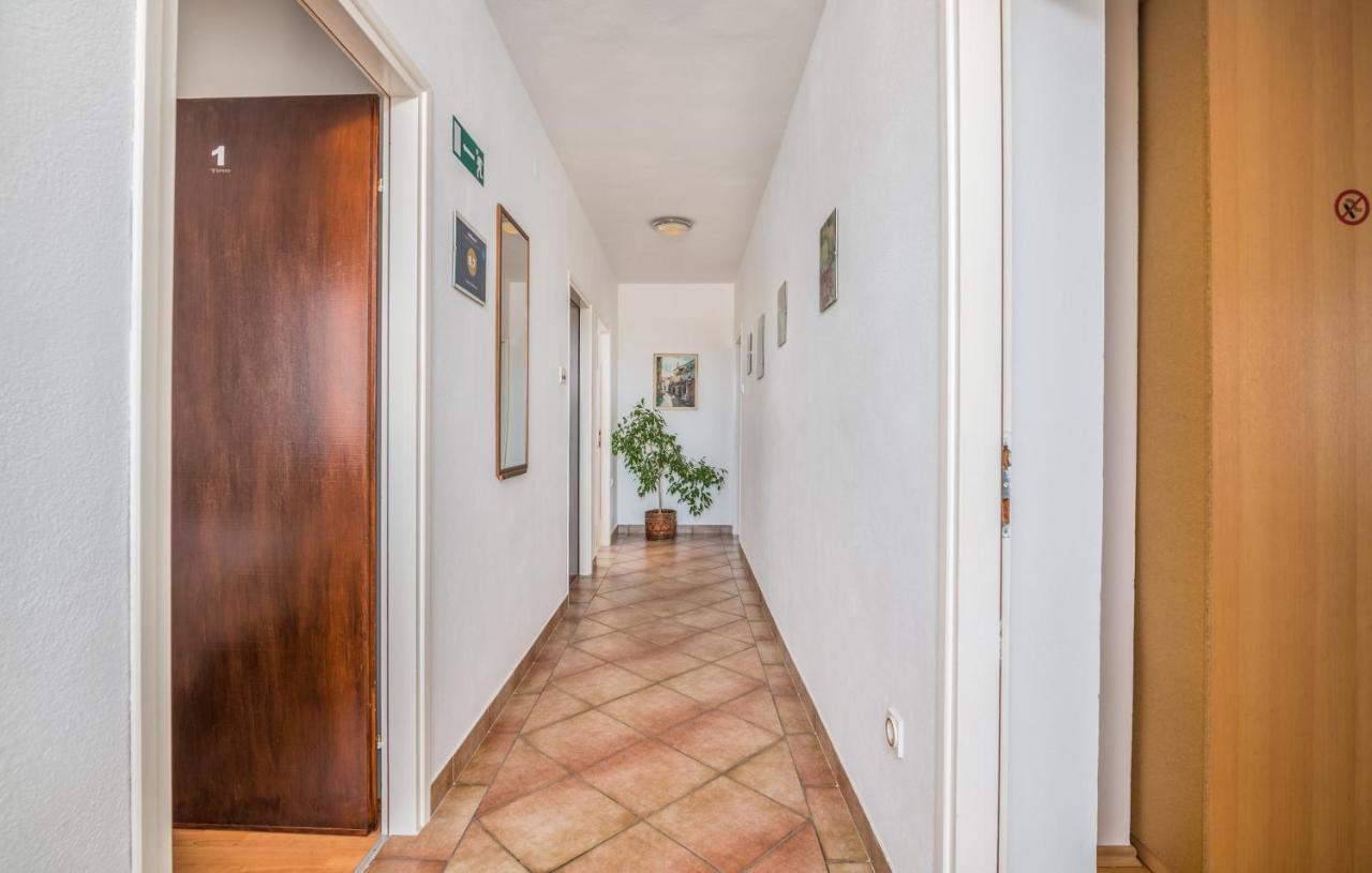Rooms Valentino Vrh  Экстерьер фото